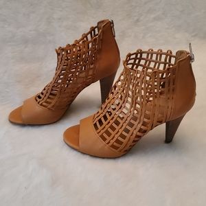 Almost New Camuto Booties